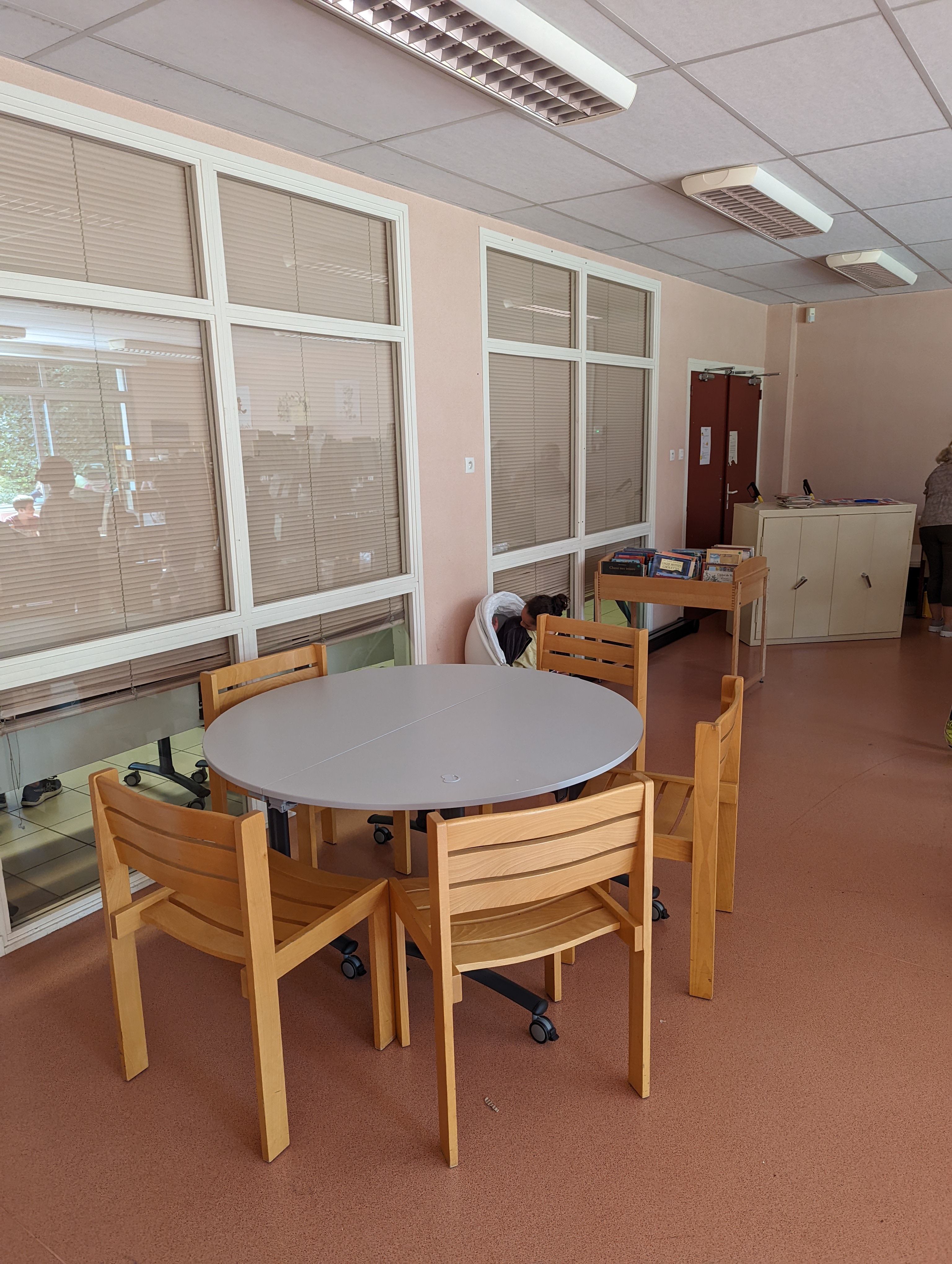 Bibliothèque - Espace travail